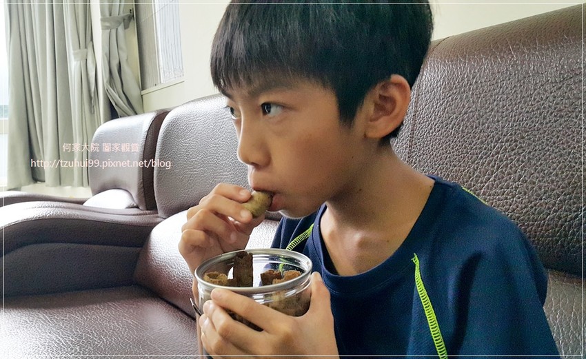 宅配網購美食 維閣鮮雞蛋捲(土雞蛋蛋捲+紅烏龍蛋捲+初鹿鮮奶蛋捲)~台東伴手禮 25.jpg