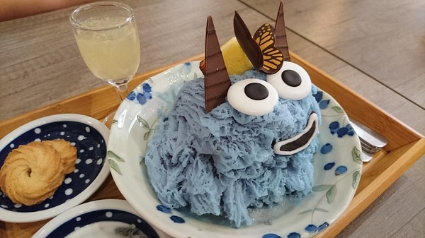 一隅冰屋：高雄~一隅冰屋~超可愛藍色妖怪現身~大家一起收服萌萌妖吧~