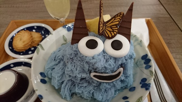 一隅冰屋：高雄~一隅冰屋~超可愛藍色妖怪現身~大家一起收服萌萌妖吧~