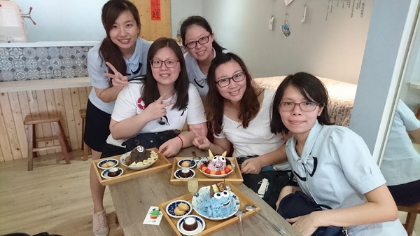 一隅冰屋：高雄~一隅冰屋~超可愛藍色妖怪現身~大家一起收服萌萌妖吧~