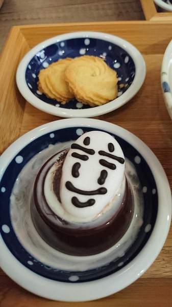 一隅冰屋：高雄~一隅冰屋~超可愛藍色妖怪現身~大家一起收服萌萌妖吧~