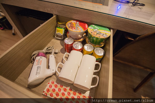 [住宿]住進童話世界裡的幻彩花園～高雄秝芯旅店（駁二愛河館）。