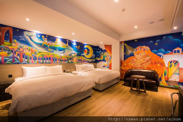 [住宿]住進童話世界裡的幻彩花園～高雄秝芯旅店（駁二愛河館）。