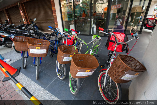 [住宿]住進童話世界裡的幻彩花園～高雄秝芯旅店（駁二愛河館）。