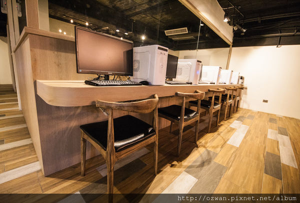 [住宿]住進童話世界裡的幻彩花園～高雄秝芯旅店（駁二愛河館）。