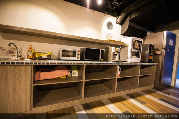 [住宿]住進童話世界裡的幻彩花園～高雄秝芯旅店（駁二愛河館）。