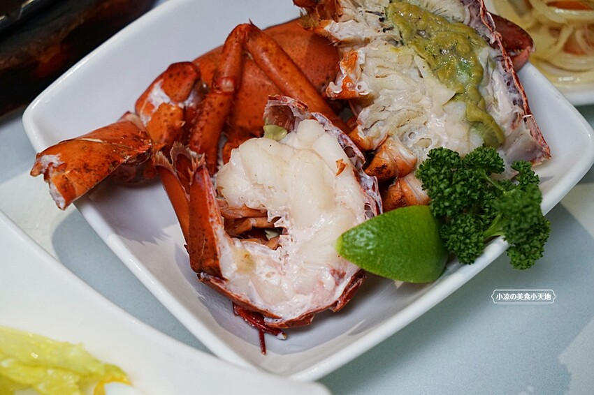 老饕帶路！！隱藏在田園間的絕美森林系景觀餐廳，如夢似幻的玻璃屋，享受著主廚精心手作料理，就來場浪漫的邂逅～ 