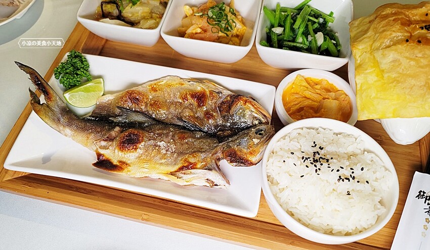 老饕帶路！！隱藏在田園間的絕美森林系景觀餐廳，如夢似幻的玻璃屋，享受著主廚精心手作料理，就來場浪漫的邂逅～ 