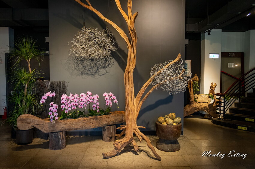 【彰化美食】家園藝術咖啡牛排館│北斗最美森林系庭園餐廳，40年老字號高CP值牛排火鍋簡餐。彰化田尾一日遊必吃 - 貪吃猴的幻想