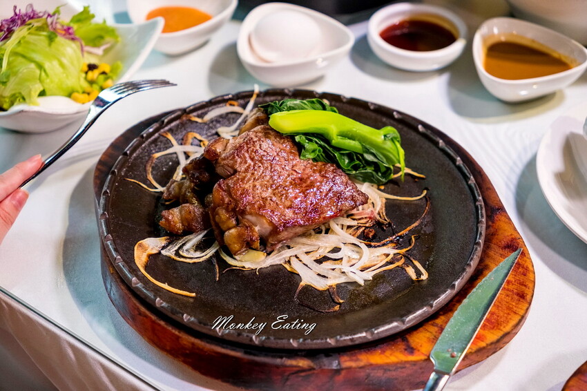 【彰化美食】家園藝術咖啡牛排館│北斗最美森林系庭園餐廳，40年老字號高CP值牛排火鍋簡餐。彰化田尾一日遊必吃 - 貪吃猴的幻想