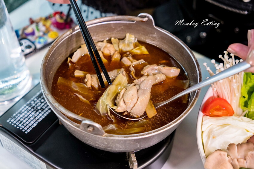 【彰化美食】家園藝術咖啡牛排館│北斗最美森林系庭園餐廳，40年老字號高CP值牛排火鍋簡餐。彰化田尾一日遊必吃 - 貪吃猴的幻想