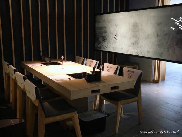 春花秋實 海鮮和牛鍋物：台中美食│春花秋實海鮮和牛鍋物〃頂級鍋物推薦!!活體海鮮入料，食材新鮮又實在，雙人套餐超澎湃～