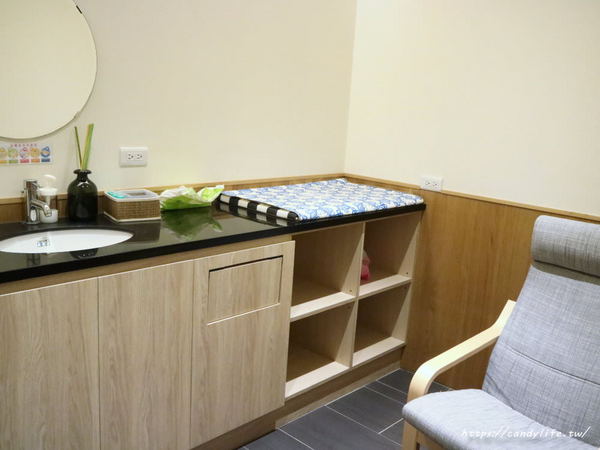 春花秋實 海鮮和牛鍋物：台中美食│春花秋實海鮮和牛鍋物〃頂級鍋物推薦!!活體海鮮入料，食材新鮮又實在，雙人套餐超澎湃～