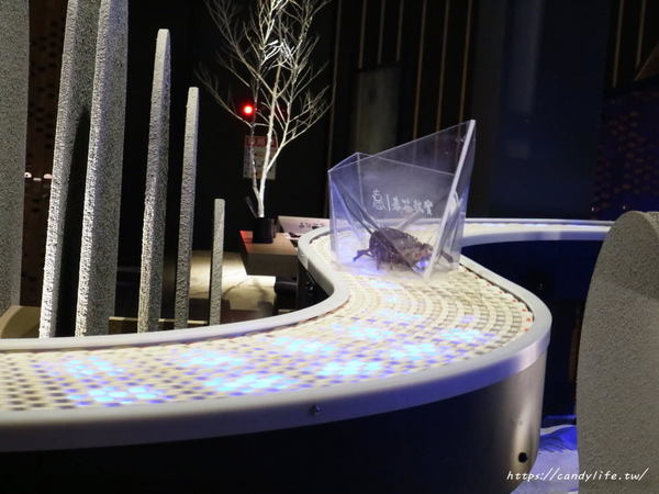 春花秋實 海鮮和牛鍋物：台中美食│春花秋實海鮮和牛鍋物〃頂級鍋物推薦!!活體海鮮入料，食材新鮮又實在，雙人套餐超澎湃～