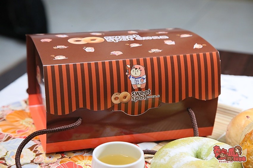 【台南伴手禮】貨櫃屋內的人氣排隊七彩貝果,連明星都愛的台南好滋味:甜蜜點-日式貝果專家 - 熱血玩台南。跳躍新世界