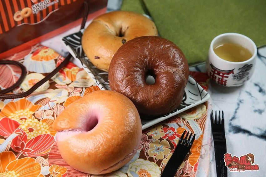 【台南伴手禮】貨櫃屋內的人氣排隊七彩貝果,連明星都愛的台南好滋味:甜蜜點-日式貝果專家 - 熱血玩台南。跳躍新世界