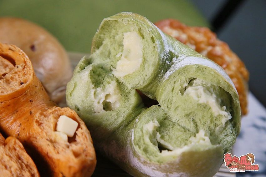 【台南伴手禮】貨櫃屋內的人氣排隊七彩貝果,連明星都愛的台南好滋味:甜蜜點-日式貝果專家 - 熱血玩台南。跳躍新世界