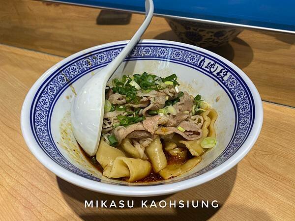 2020年 109年 段純貞用餐紀錄 乾拌嫩五花牛肉麵 夢時代美食街 百貨美食街