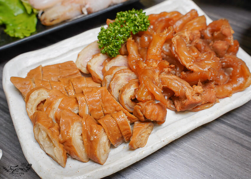 韓城石頭火鍋|台南火鍋:台南必吃老版石頭火鍋!!打卡麻辣鍋底免費送,壽星打卡再送肉盤 @緹雅瑪 美食旅遊趣