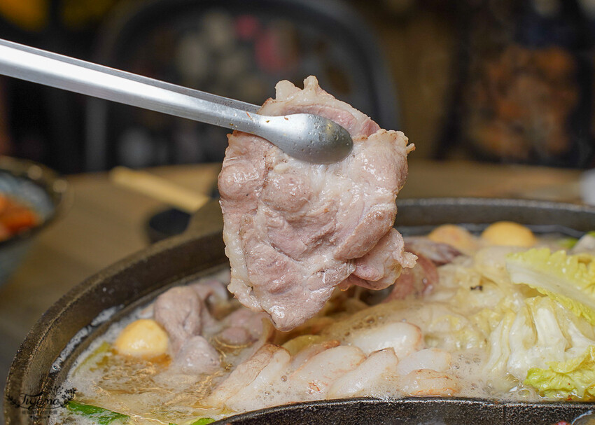 韓城石頭火鍋|台南火鍋:台南必吃老版石頭火鍋!!打卡麻辣鍋底免費送,壽星打卡再送肉盤 @緹雅瑪 美食旅遊趣