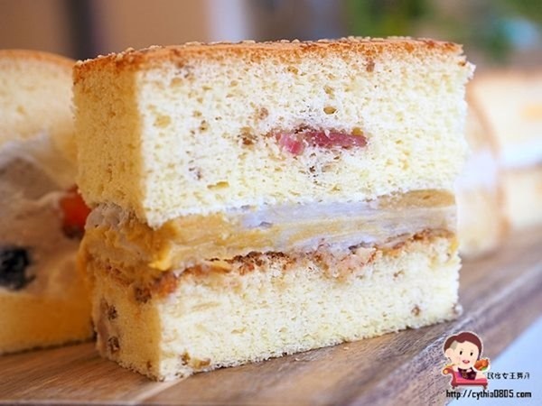 桃園中壢美食-Sugar Angel 棠芯兔-低糖好吃的生乳捲專賣店,彌月蛋糕的首選哦~~(邀約) @民宿女王芽月-美食.旅遊.全台趴趴走