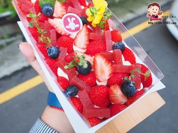 桃園中壢美食-Sugar Angel 棠芯兔-低糖好吃的生乳捲專賣店,彌月蛋糕的首選哦~~(邀約) @民宿女王芽月-美食.旅遊.全台趴趴走