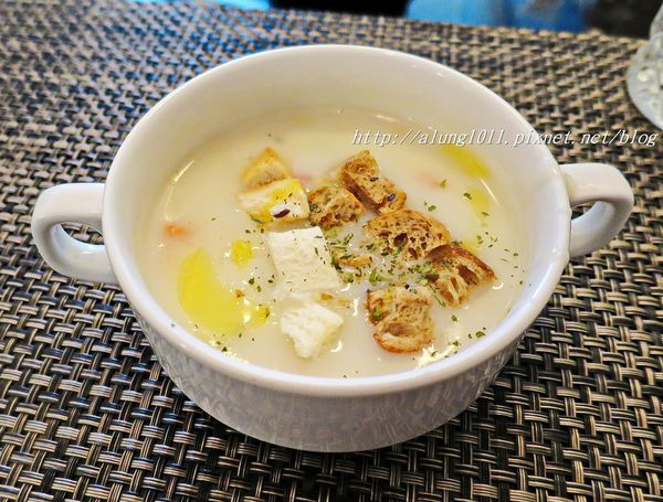 世奇文創餐廳:料好實在.. 世奇文創餐廳(喬可里餐廳)