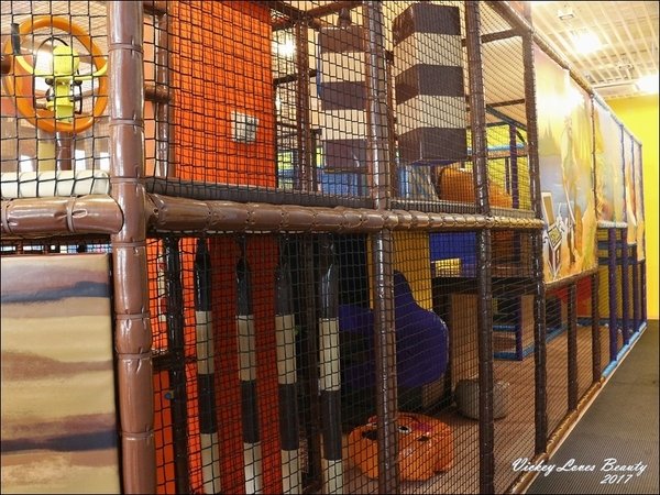 IMG_3885.JPG IMG_3885.JPG