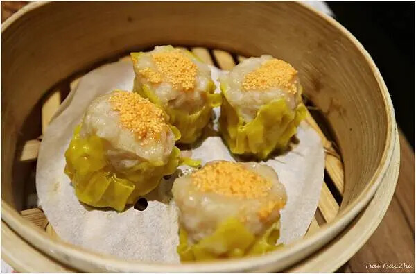 [台北中正]點點心(微風台北車站店)|「黑白豬廚」新菜單，帶