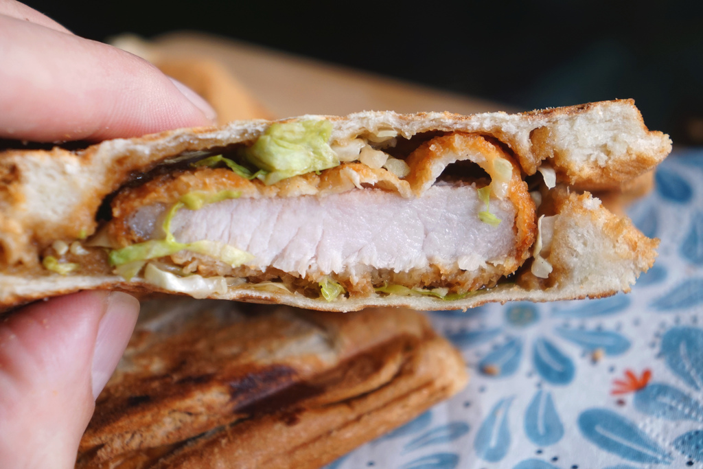 厚片豬排熱吐司