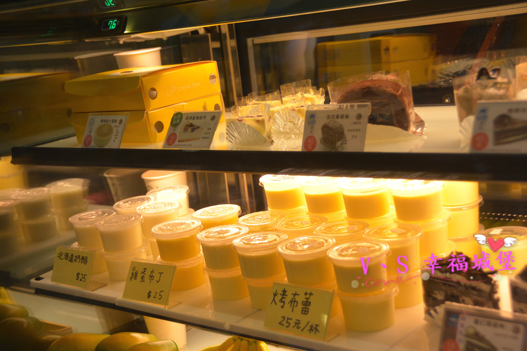 【新北美食】新莊銅板美食 莫札特咖啡早午餐&西點小舖 ~ 平價大份量的餐點、自製好吃的甜點、隱藏版菜單，是個喝咖啡、吃早午餐的好地方