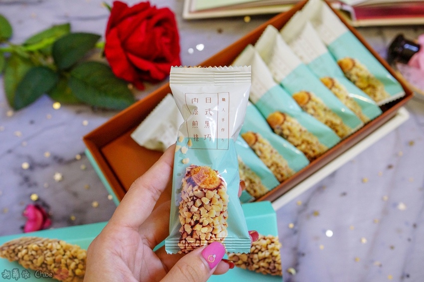 天天都是情人節！自然主意 酷覓星日式黑巧肉鬆煎捲 多層次口感讓人一吃就愛上這不一樣的食尚６.jpg