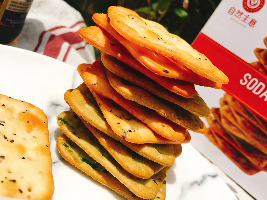 自然主意人氣蘇打餅典藏禮盒,自然主義,自然主義蘇打餅,好吃蘇打餅乾,生機蘇打餅,好吃蘇打餅,momo蘇打餅,iTQi三星頂級風味獎,我不是他媽媽