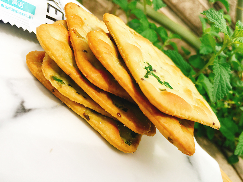 自然主意人氣蘇打餅典藏禮盒,自然主義,自然主義蘇打餅,好吃蘇打餅乾,生機蘇打餅,好吃蘇打餅,momo蘇打餅,iTQi三星頂級風味獎,我不是他媽媽