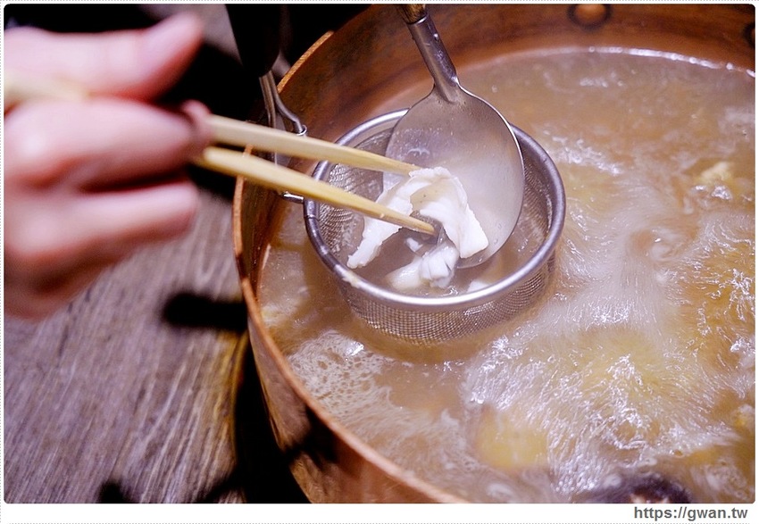 火鍋界的LV吃過嗎?外觀超氣派,還有全店獨立包廂和專人桌邊服務!