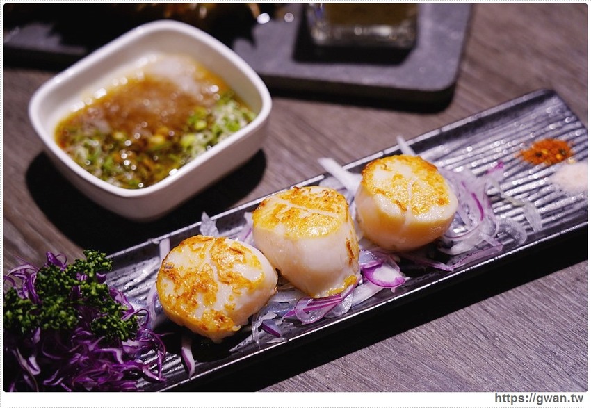 火鍋界的LV吃過嗎?外觀超氣派,還有全店獨立包廂和專人桌邊服務!