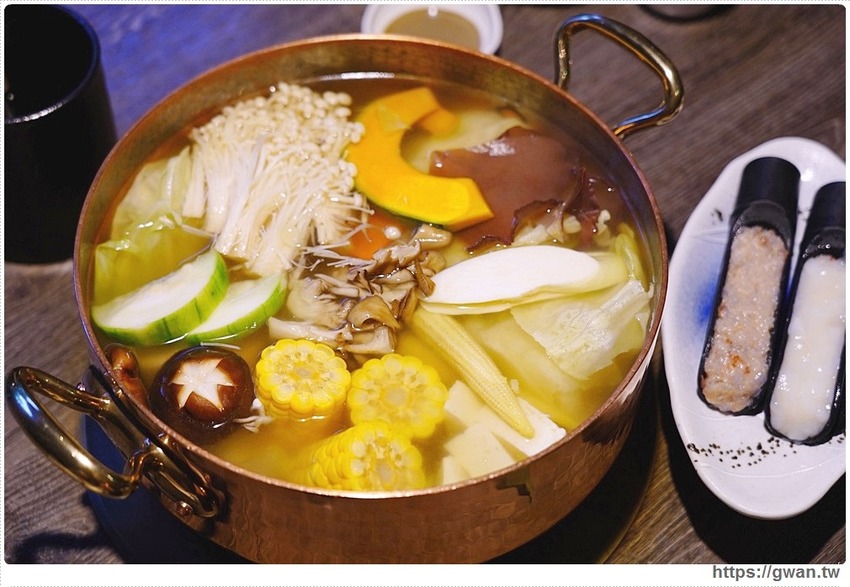 火鍋界的LV吃過嗎?外觀超氣派,還有全店獨立包廂和專人桌邊服務!