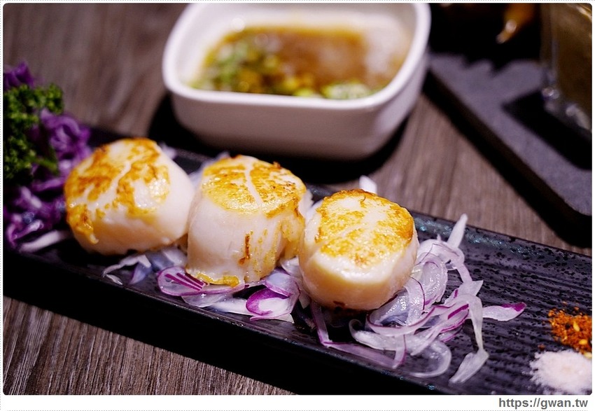 火鍋界的LV吃過嗎?外觀超氣派,還有全店獨立包廂和專人桌邊服務!