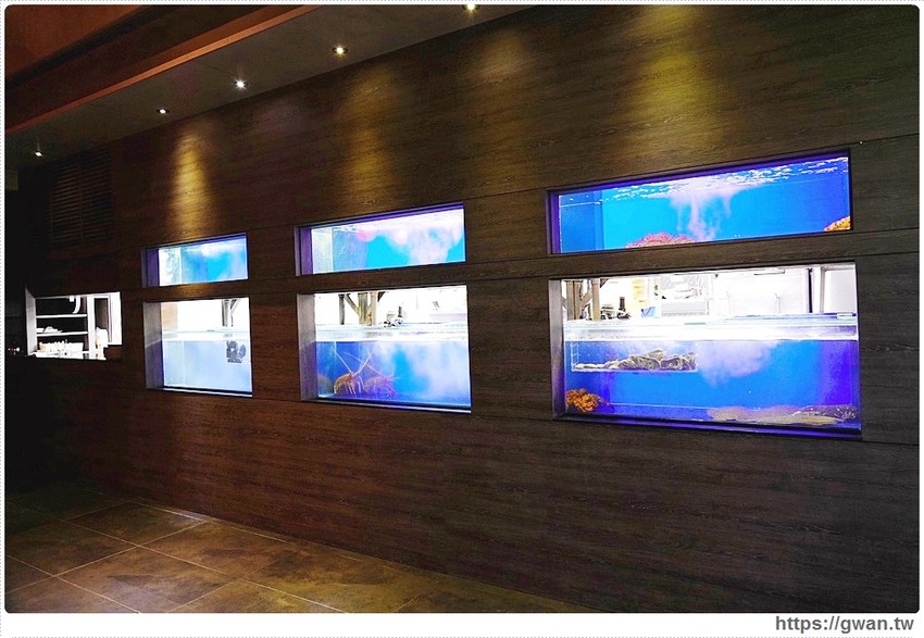 火鍋界的LV吃過嗎?外觀超氣派,還有全店獨立包廂和專人桌邊服務!