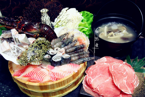 極好食：【宅配。鍋物】 樂天市場-極好食 貝里斯龍蝦鍋 傳說中的痛風鍋  特價海鮮火鍋組合