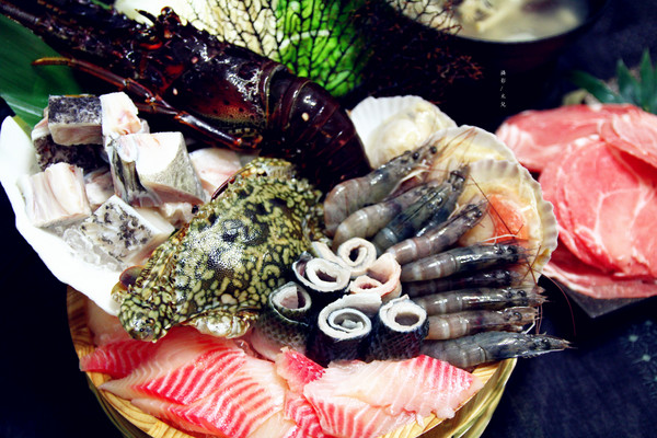 極好食：【宅配。鍋物】 樂天市場-極好食 貝里斯龍蝦鍋 傳說中的痛風鍋  特價海鮮火鍋組合