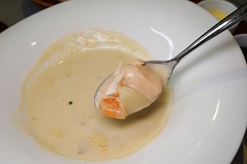 席樂法式餐廳｜台中法式餐廳推薦，約會、慶生聚會必備，擺盤精緻、道道驚豔奢華，網評4.8分，必回訪的高CP料理!