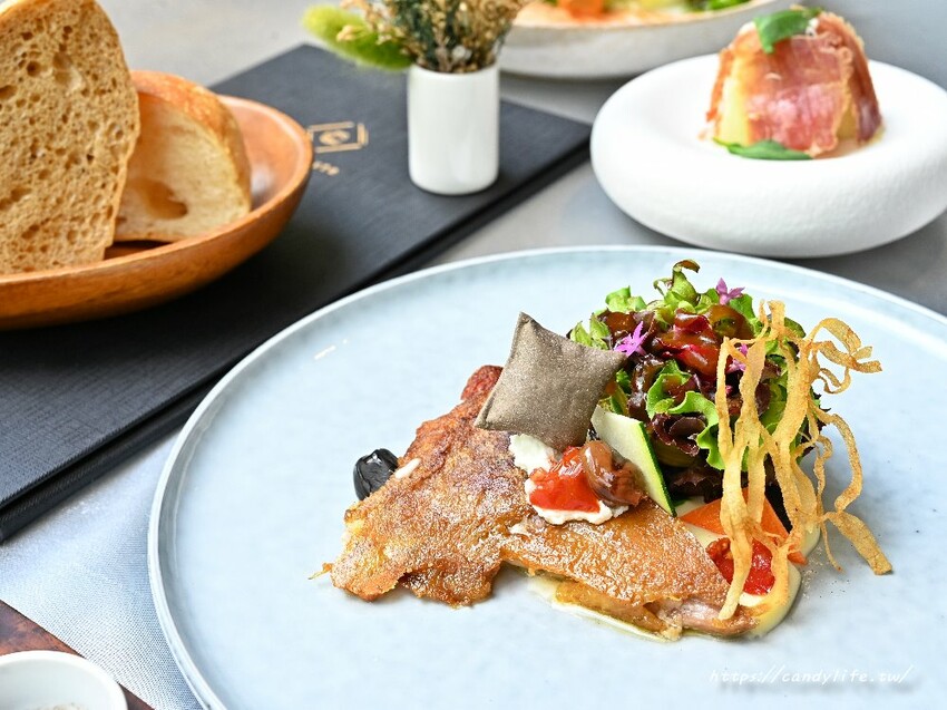 席樂法式料理｜台中質感法式料理，網評高達4.8顆星，餐點擺盤精緻又吃得飽，約會、慶生餐廳首選