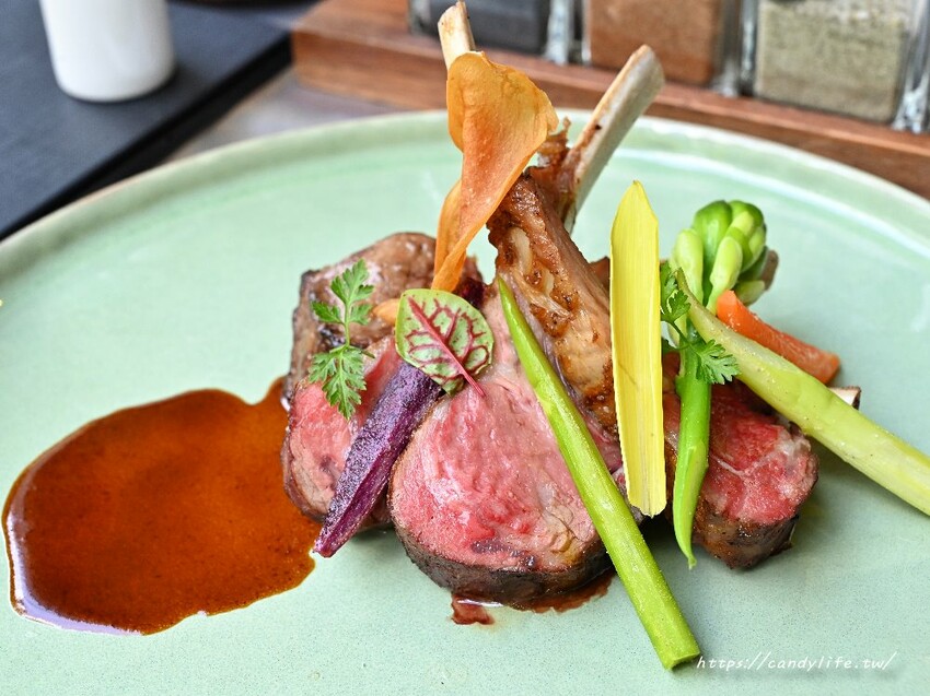 席樂法式料理｜台中質感法式料理，網評高達4.8顆星，餐點擺盤精緻又吃得飽，約會、慶生餐廳首選