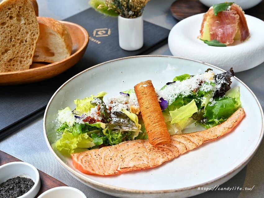 席樂法式料理｜台中質感法式料理，網評高達4.8顆星，餐點擺盤精緻又吃得飽，約會、慶生餐廳首選