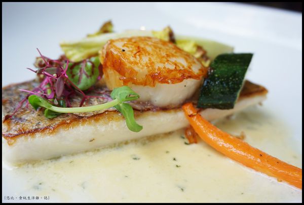 席樂法式料理-脆煎林邊海水金目鱸魚-4.JPG