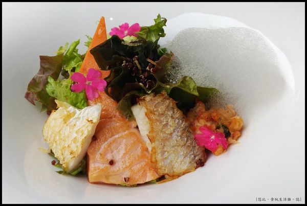 席樂法式料理-微煎海鮮沙拉-2.JPG