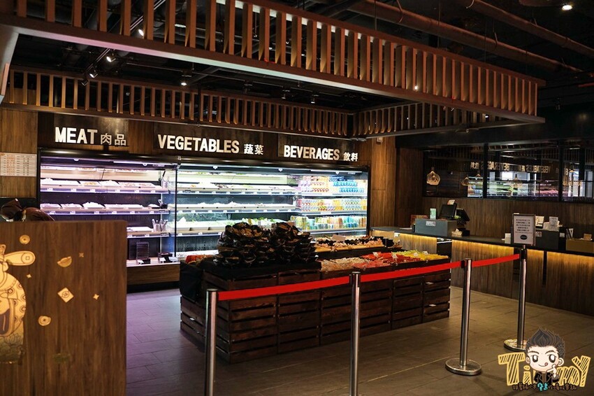 真正的火鍋冰火五重天😱 318元起免收服務費在超豪華環境下就可以享用超值鍋物😘