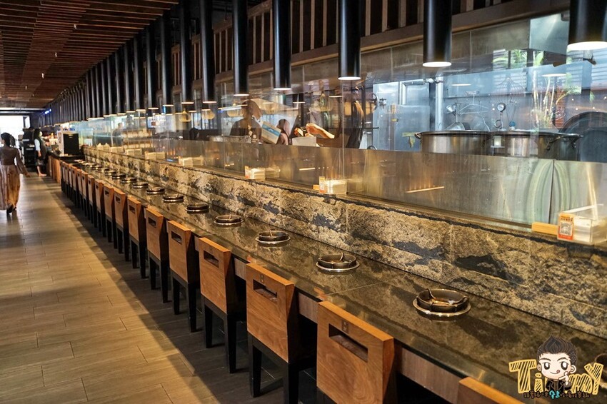 真正的火鍋冰火五重天😱 318元起免收服務費在超豪華環境下就可以享用超值鍋物😘