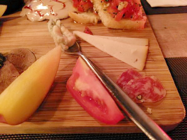 La Piola Taipei 義大利餐廳：La Piola Taipei 義大利餐廳-台北巷弄內的義式餐館 餐點很正統 主廚好親切 聖誕節快到了 趕快帶著另一半去用餐